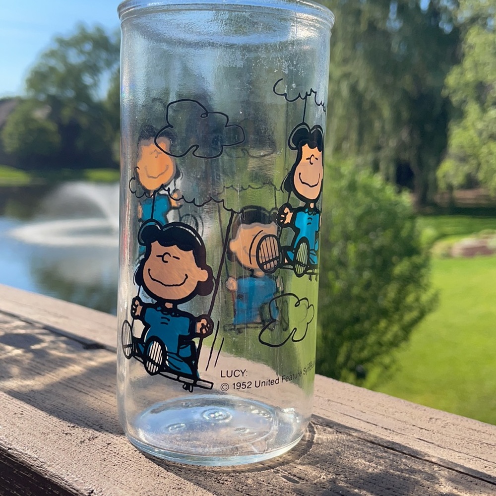 Pair of Charlie Brown and Lucy Peanuts Drinkware Glasses - Picture 9 of 10